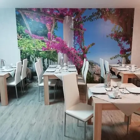 住宿加早餐酒店 Gaestehaus - Cafe Frank