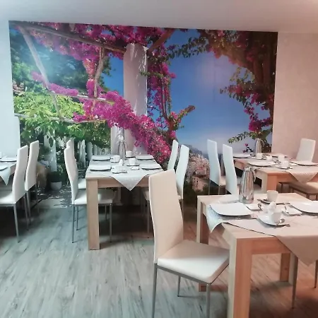 住宿加早餐酒店 Gaestehaus - Cafe Frank Antweiler