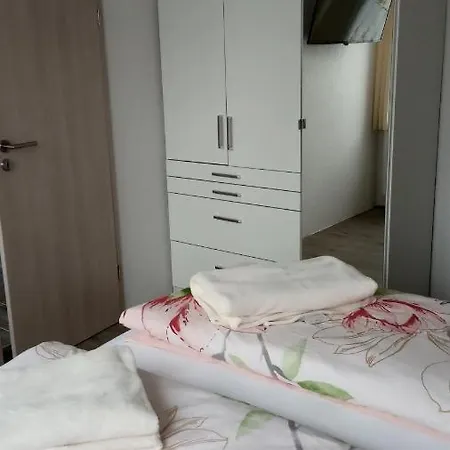 Gaestehaus - Cafe Frank 3*