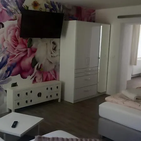 Gaestehaus - Cafe Frank 3*