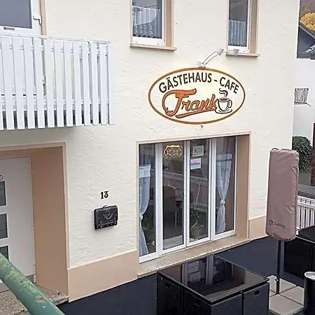 Gaestehaus - Cafe Frank Bed & Breakfast