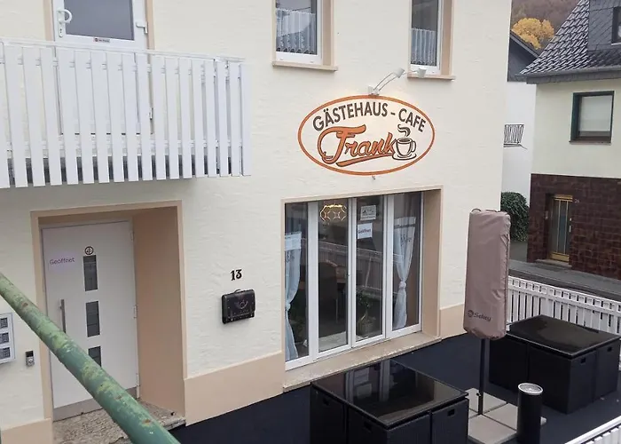 Bed & Breakfast Gaestehaus - Cafe Frank 3*